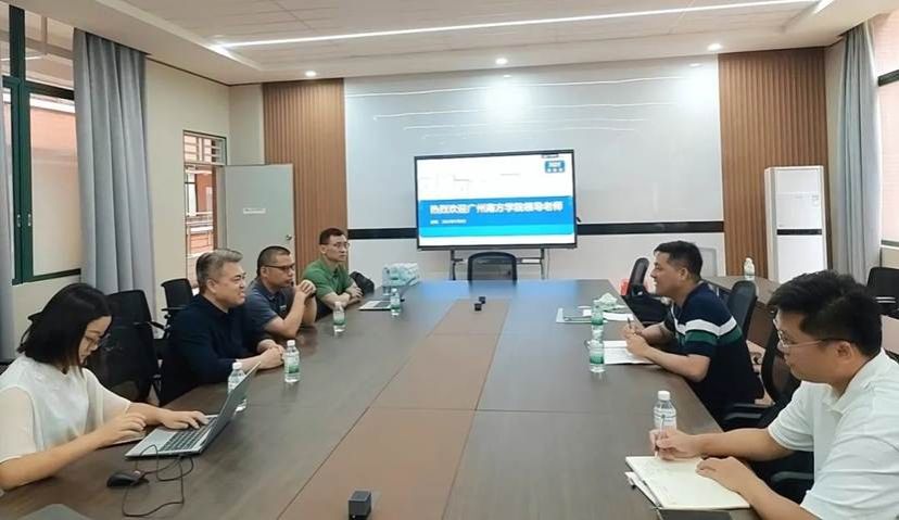 81f64927745f3a00edc263063fe3856