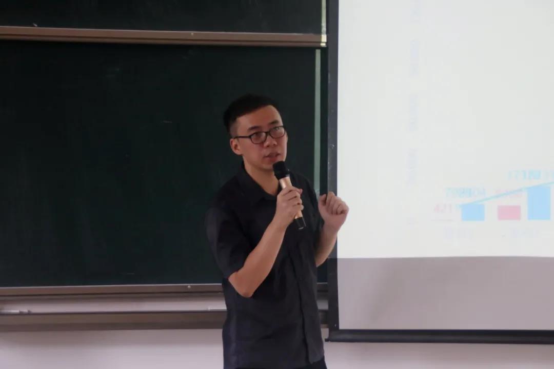 4a37cc75bead4b77b72ff7b96e1cc290.jpg 4a37cc75bead4b77b72ff7b96e1cc290.jpg